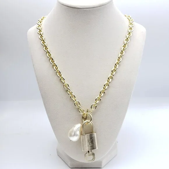 Authentic Louis Vuitton Gold Padlock w/unbranded 16k Gold Plated Stainless Steel - Picture 1 of 16